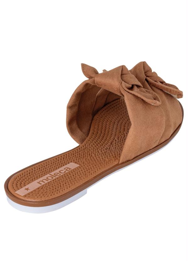 

Chinelo Moleca Camel em Camurça, Marrom