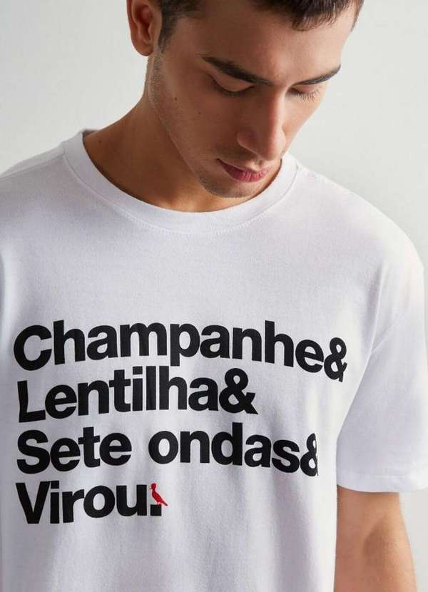 

Camiseta Estampada &&& Virou Branco