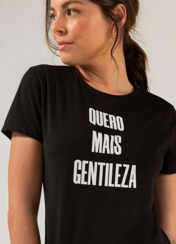 

T-Shirt Comfort Preto Preto