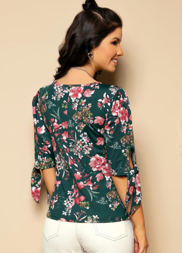 

Blusa Floral Verde Mangas 3/4 com Laço, Estampado