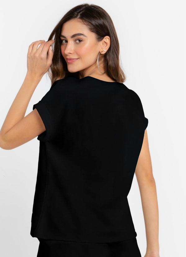 

Blusa com Mangas Dobradas Preto