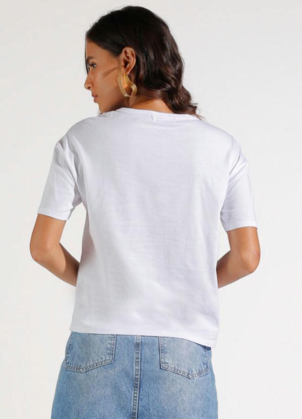 

Blusa de Manga Curta em Meia Malha Branco