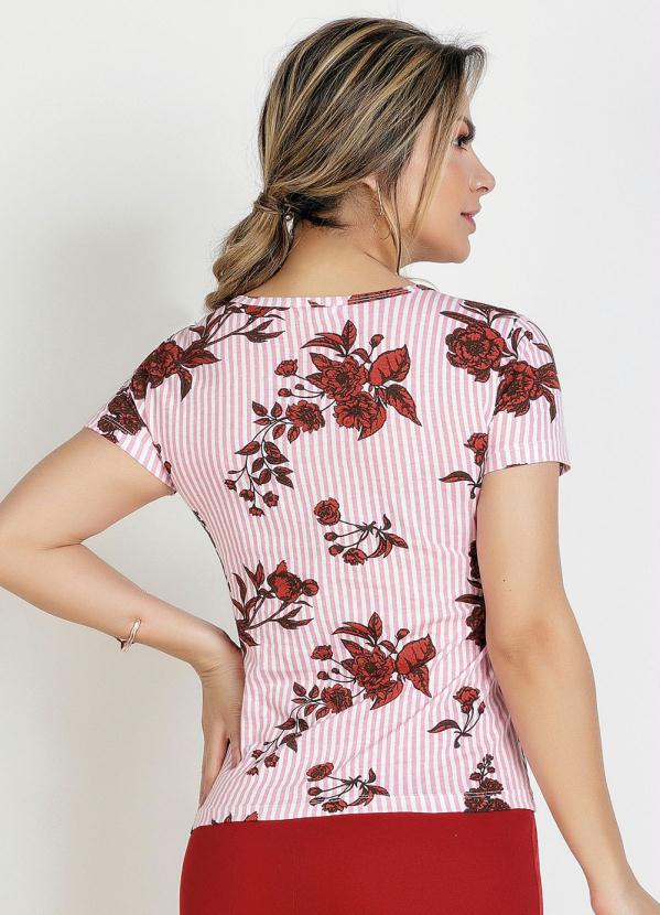 

Blusa Floral Rosa com Botões Moda Evangélica