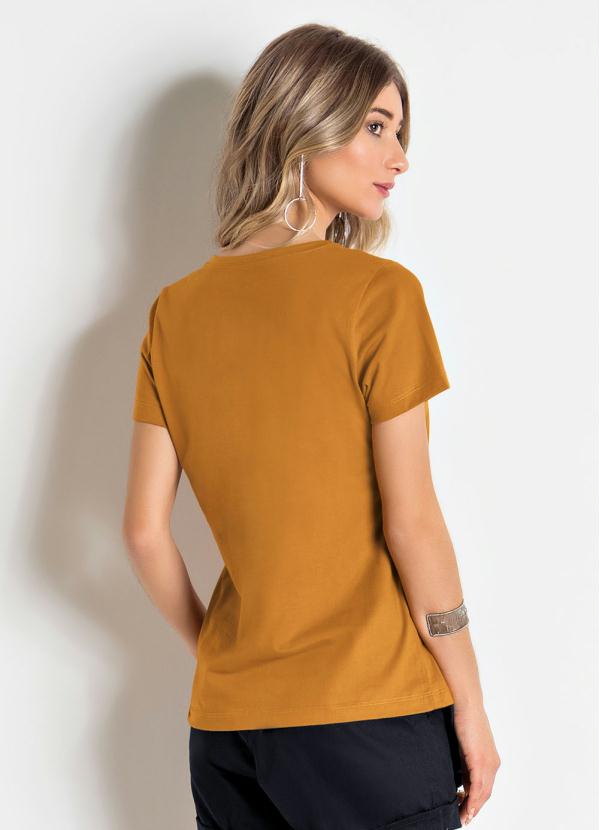 

Blusa Mostarda com Estampa Frontal, Marrom