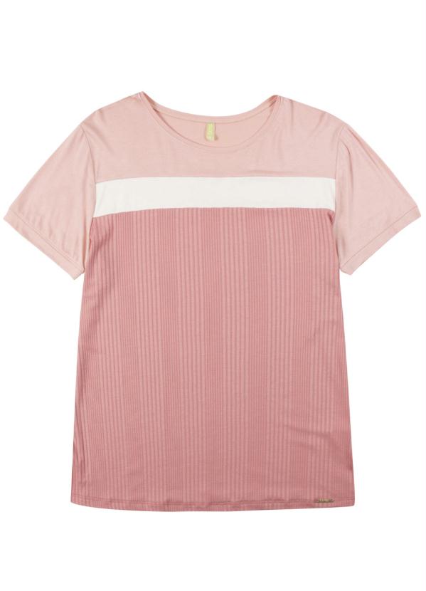 

T-Shirt Adulto com Detalhe de Recorte Rosa