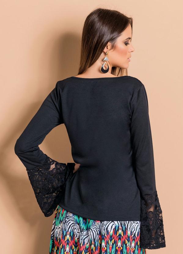 

Blusa Manga Longa Sino Preta Recortes em Renda, Preto