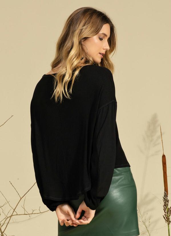 

Blusa Preto Doce Trama