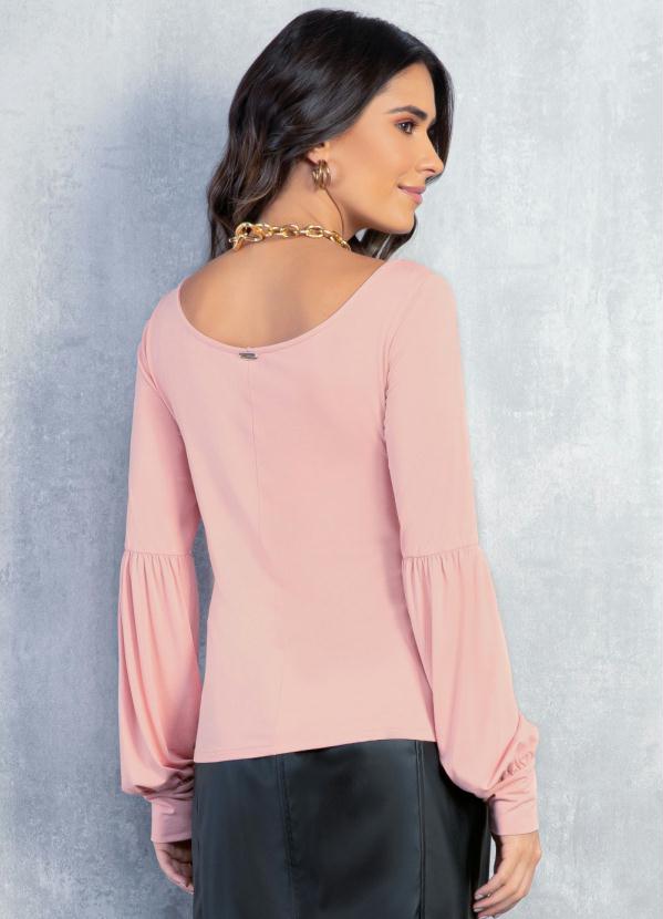 

Blusa Rosa com Decote Canoa e Mangas Balão