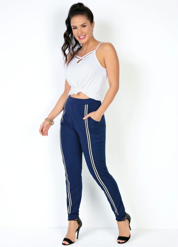 

Calça Jogger Marinho com Faixas na Frente, Azul