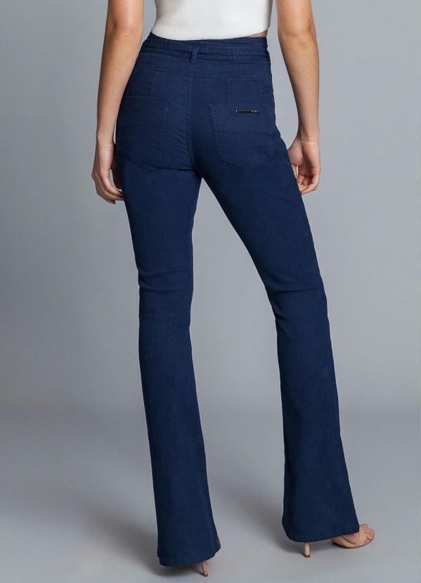 

Calça Bootcut Malibu com Cinto Azul