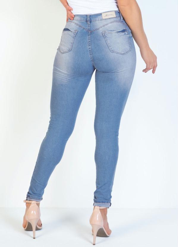 

Calça Jeans Cigarrete Push Up com Rasgos Sawary, Azul