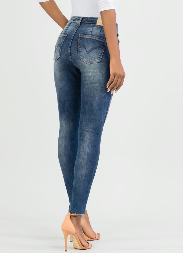 

Calça Jeans com Elastano Azul