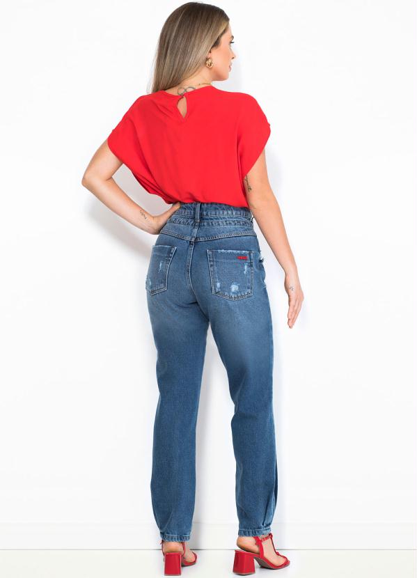 

Calça Mom Jeans com Cordão Azul