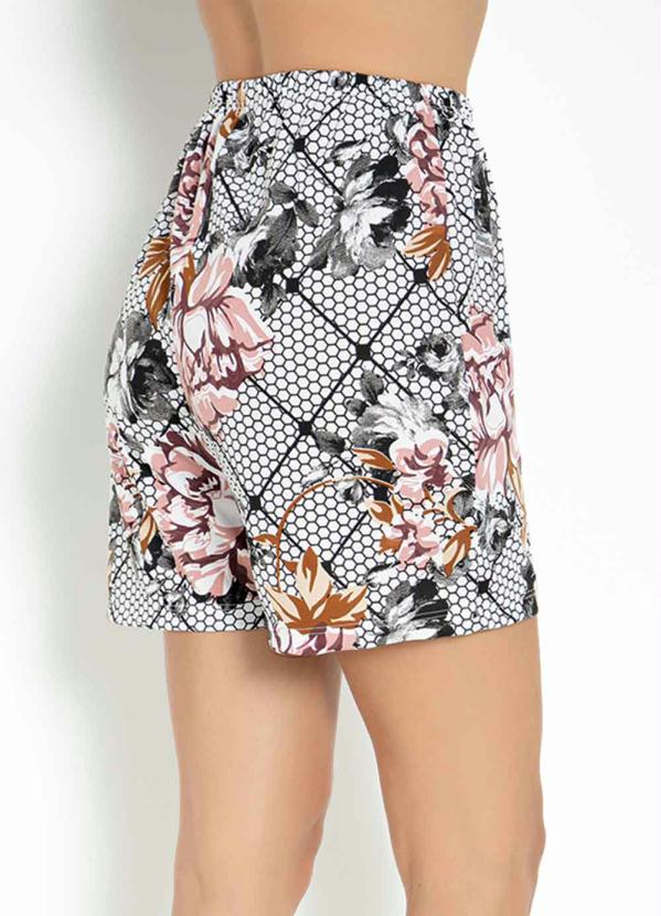 

Short Floral Branco com Elástico na Cintura