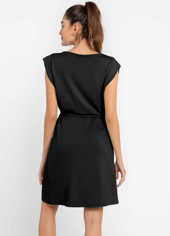 

Vestido com Amarração na Cintura Preto