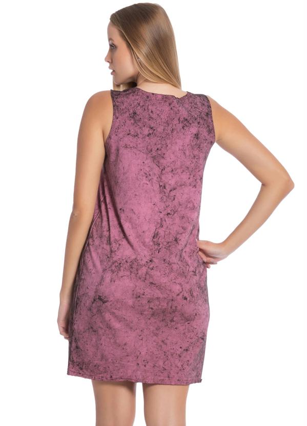 

Vestido Curto Lavado com Corte a Fio Roxo