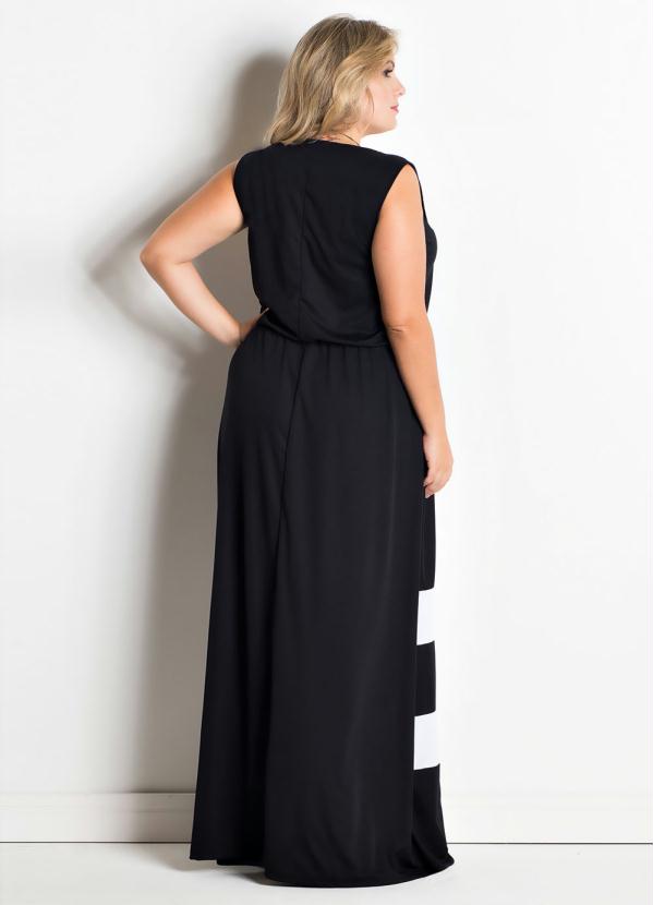 

Vestido Longo Preto Listras Brancas Plus Size