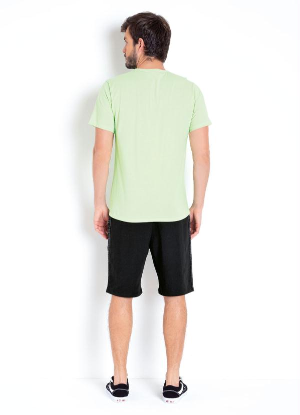 

Camiseta com Estampa Frontal Verde Neon