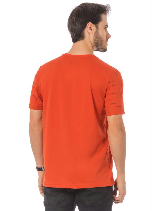 

Camiseta Masculina Freedom Laranja