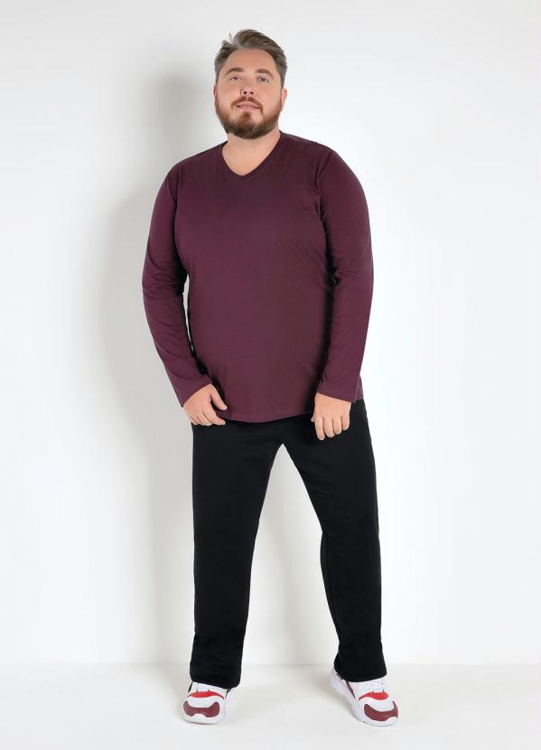 

Camiseta Gola V Vinho Plus Size Masculina, Roxo