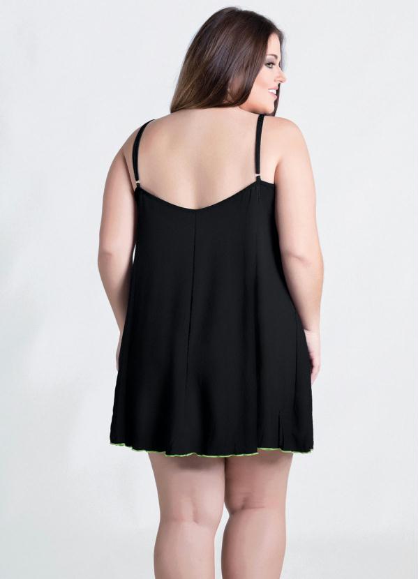 

Camisola Plus Size Preto e Verde com Fenda