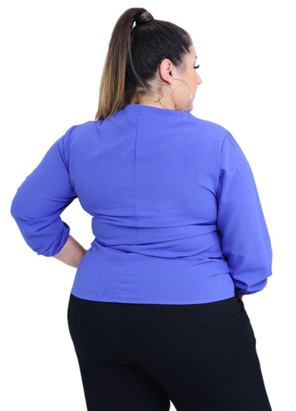 

Blusa Crepe com Gola Laço Decote Azul