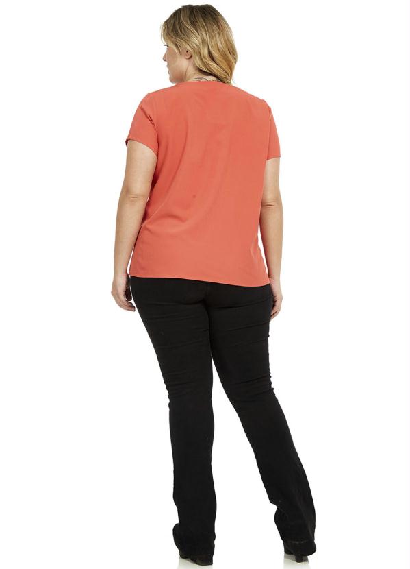 

Blusa Crepe Feminina Laranja