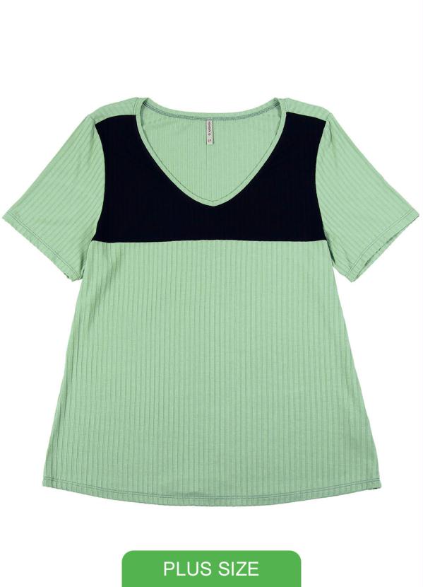 

Blusa em Tecido Canelado com Decote V Verde