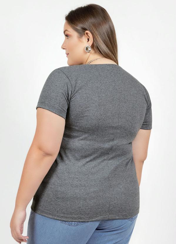 

Blusa Mescla Chumbo com Neon e Mangas Plus Size, Cinza