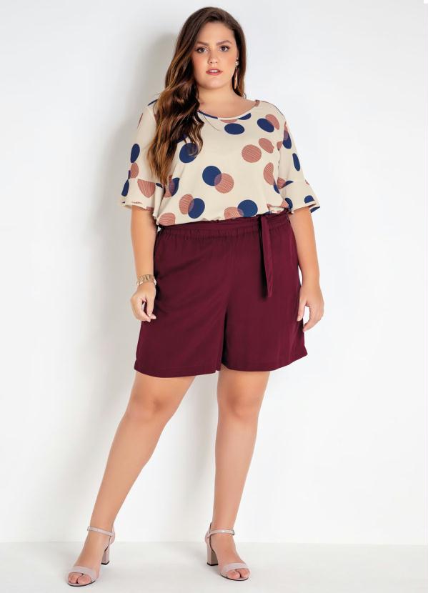 

Blusa Plus Size Bege Poá e Detalhe nas Costas