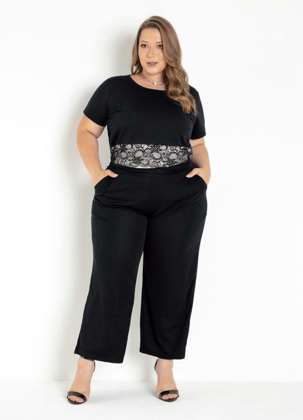 

Blusa Preta e Branca com Renda Plus Size, Preto