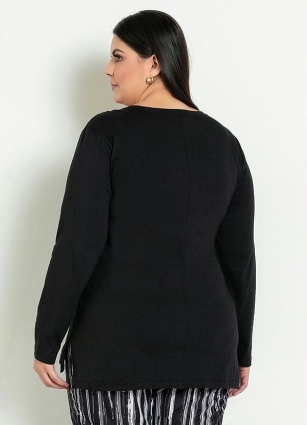 

Blusa Preta Alongada com Barra Mullet Plus Size, Preto