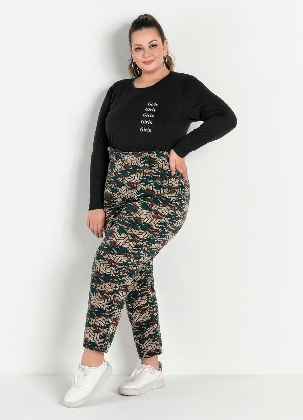 

Blusa Preta com Estampa na Frente Plus Size, Preto