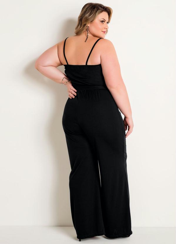 

Macacão Preto de Alças e Amarração Plus Size