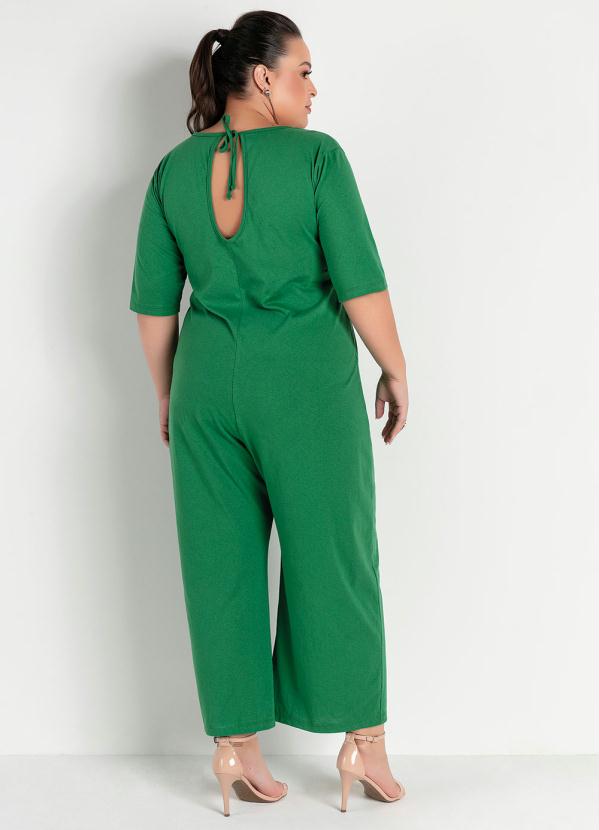 

Macacão Verde com Amarração nas Costas Plus Size