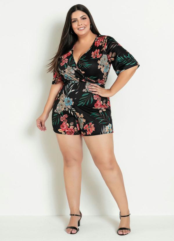 

Macaquinho Floral Transpassado Plus Size, Preto