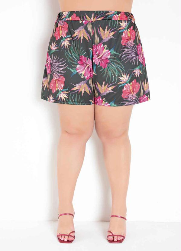 

Short Floral Preto Soltinho Plus Size