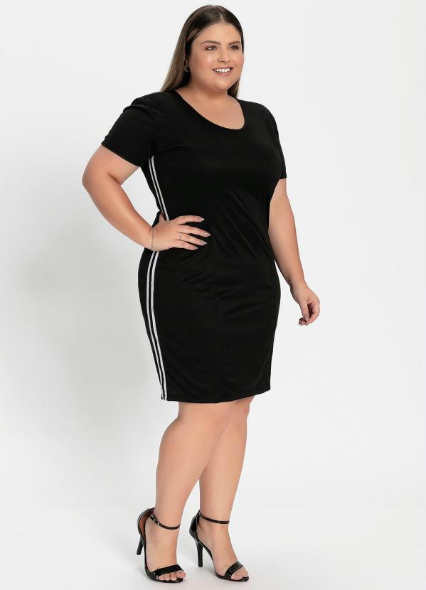 

Vestido Curto Preto com Cadarço Plus Size