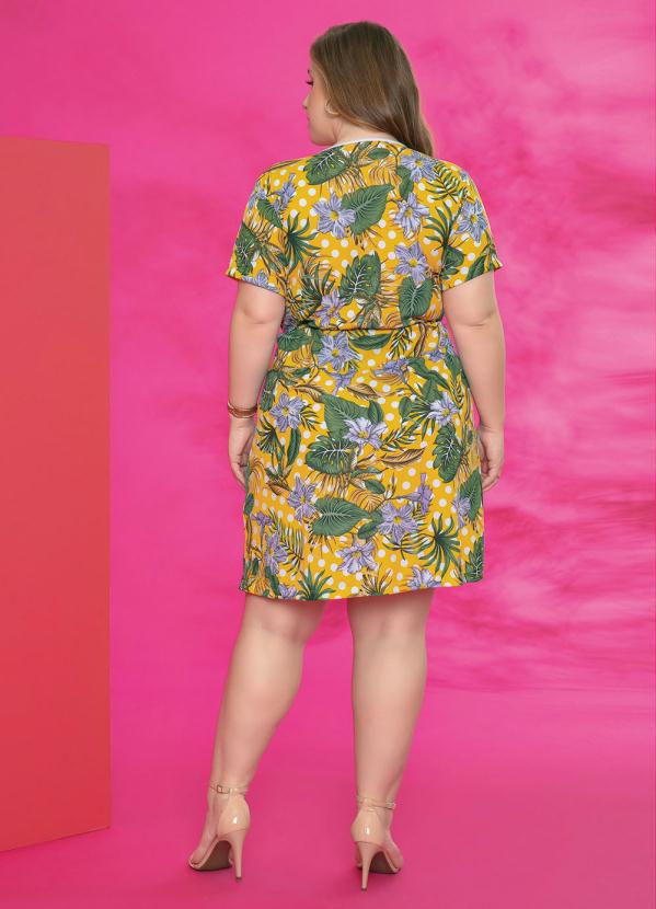 

Vestido Floral Amarelo com Transpasse Plus Size