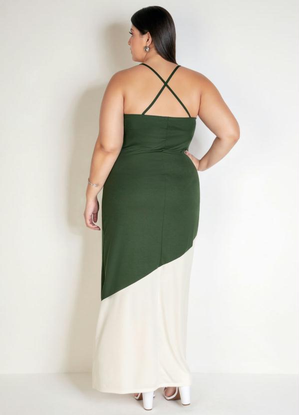 

Vestido Longo Verde e Off White Plus Size