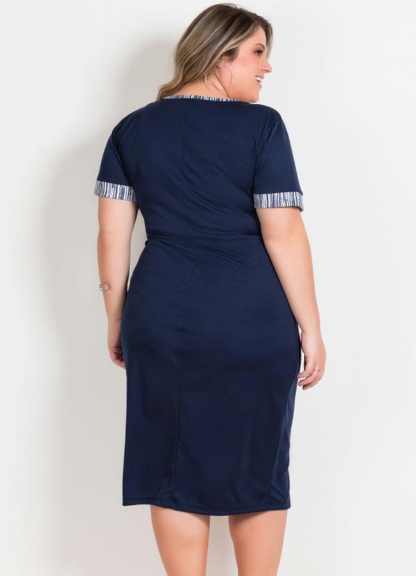 

Vestido Marinho com Recorte Estampado Plus Size, Azul