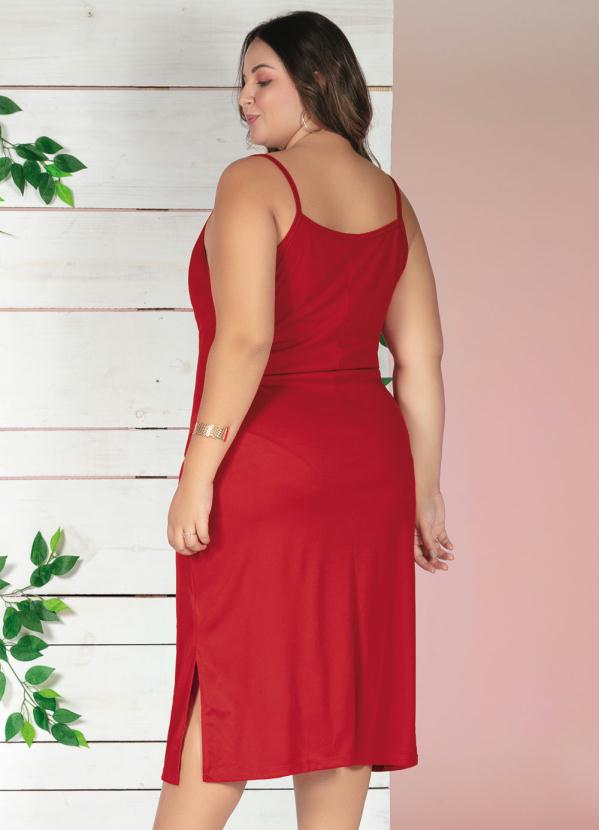 

Vestido Midi Vermelho Decote Degagê Plus Size