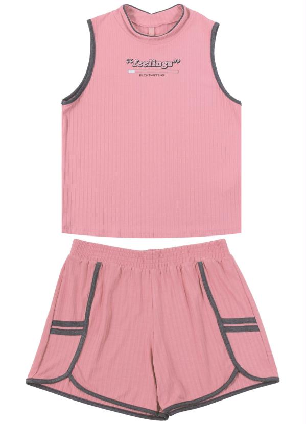 

Conjunto com Regata de Gola Alta e Shorts Rosa