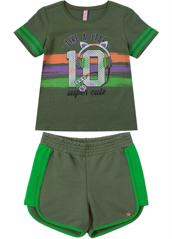 

Conjunto Blusa e Shorts em Moletom Verde