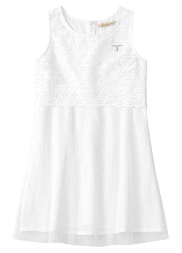 

Vestido Branco Evasê com Laíse