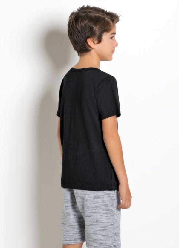 

Camiseta Infantil com Estampa Skate Preta, Preto